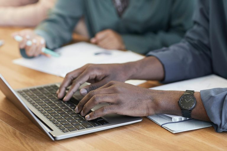 12 Best SEO Content Writing Tools for 2026 (And How to Use Them Right)