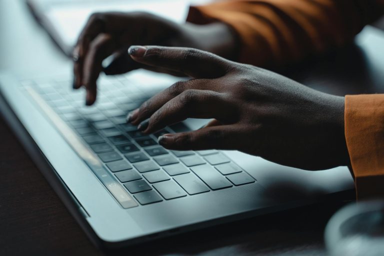 I Tested 7 Tools to Find the Best SEO Writing AI Free Platform in 2026