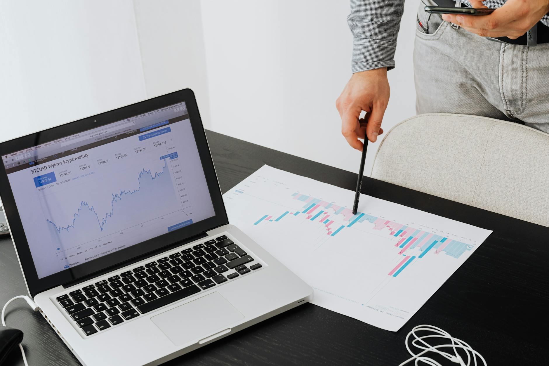 Does Blog Frequency Matter More Than Quality? The Truth About Blog Posting Frequency and SEO