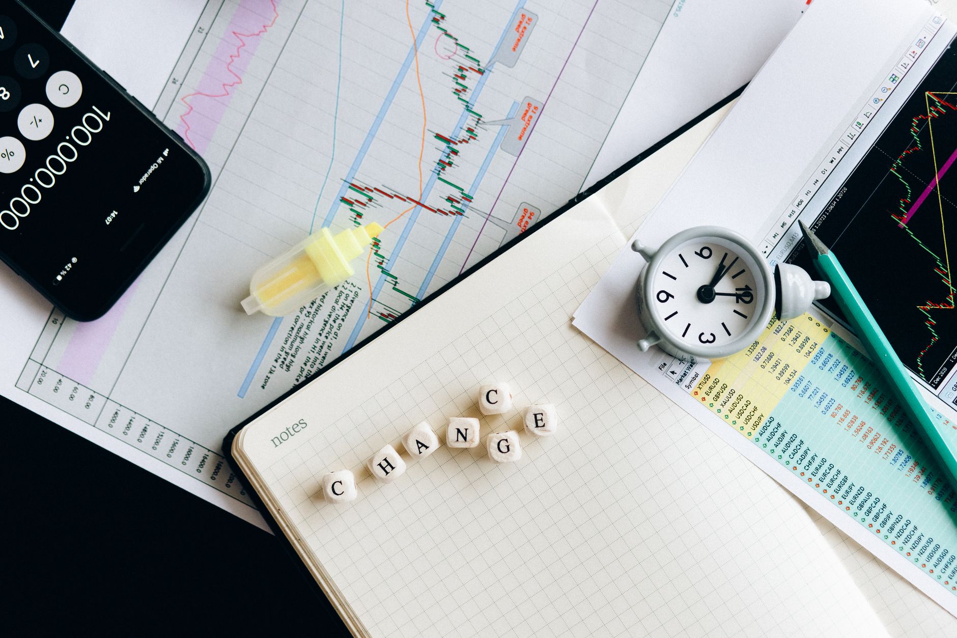 DIY SEO vs. Hiring a Consultant: An Honest Comparison