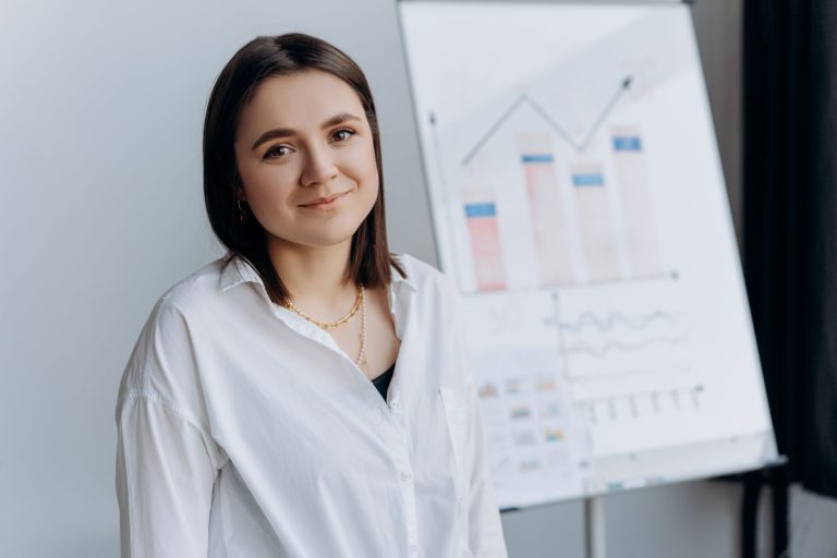 How to Use Content Marketing to Attract Customers to Your SEO Tools Business