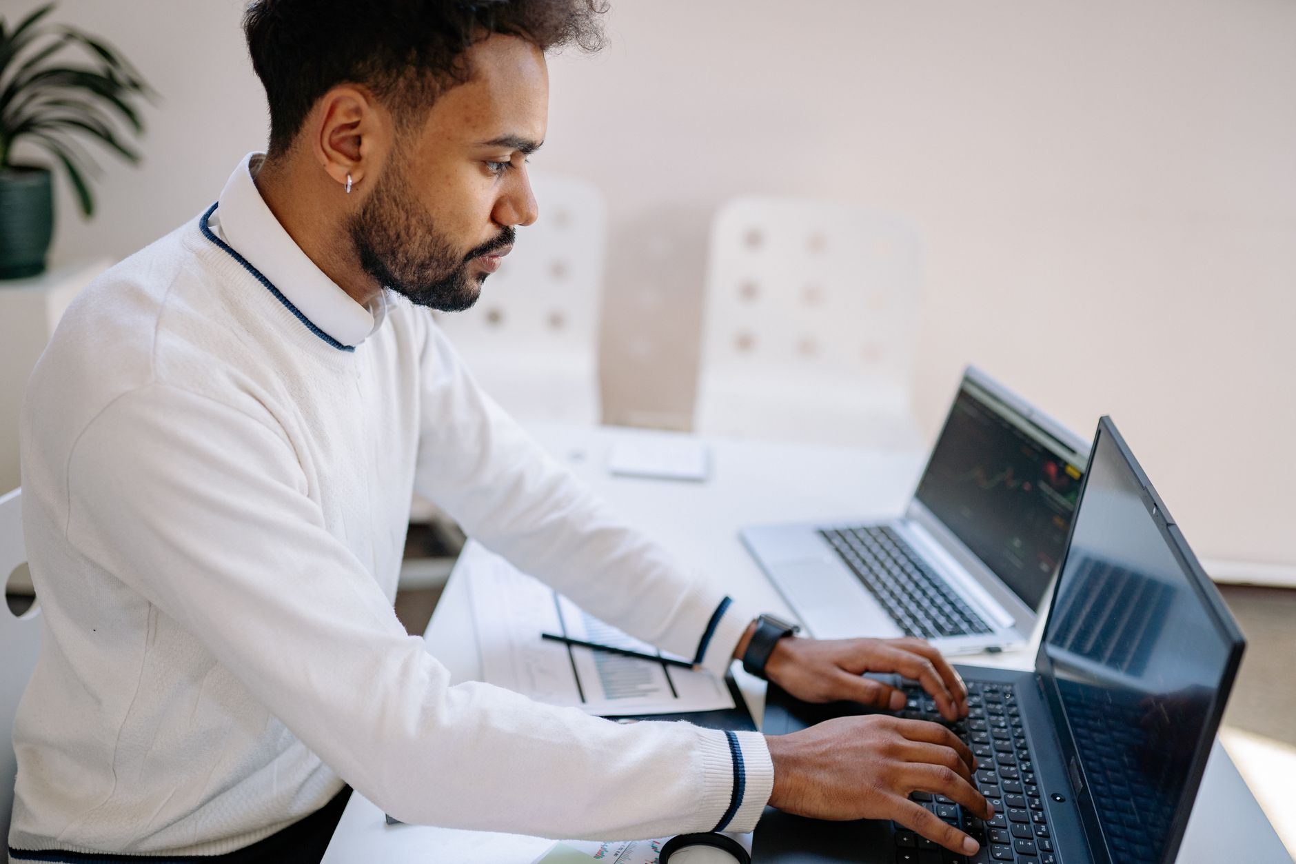 AI-Powered Marketing Software That Multiplies Results: What HubSpot and Smarter Tools Can Do for You